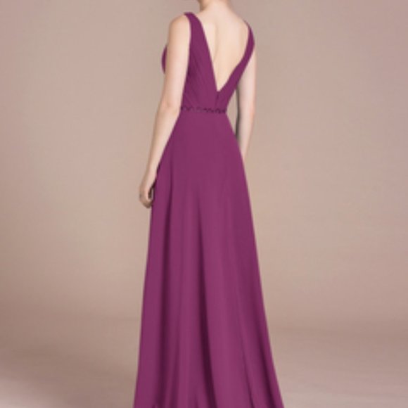 A-Line V-neck Asymmetrical Chiffon Prom/Bridesmaid Dress, Size 22W, NWT - Picture 3 of 4